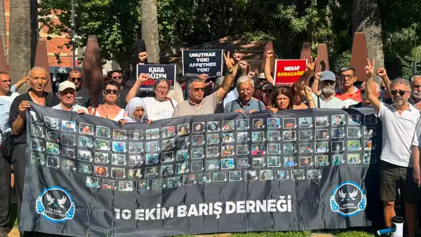 10 Ekim Katliamı'nın 129. ayında İzmir'de anma: Adalet talebi