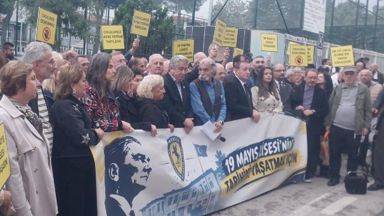 100 Yıllık Okula Yıkım Kararı: 'Şehirden Koparmayın