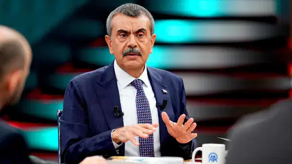 12 Yıllık Zorunlu Eğitim Kısalacak mı? Bakan Tekin'den Yeni Açıklama