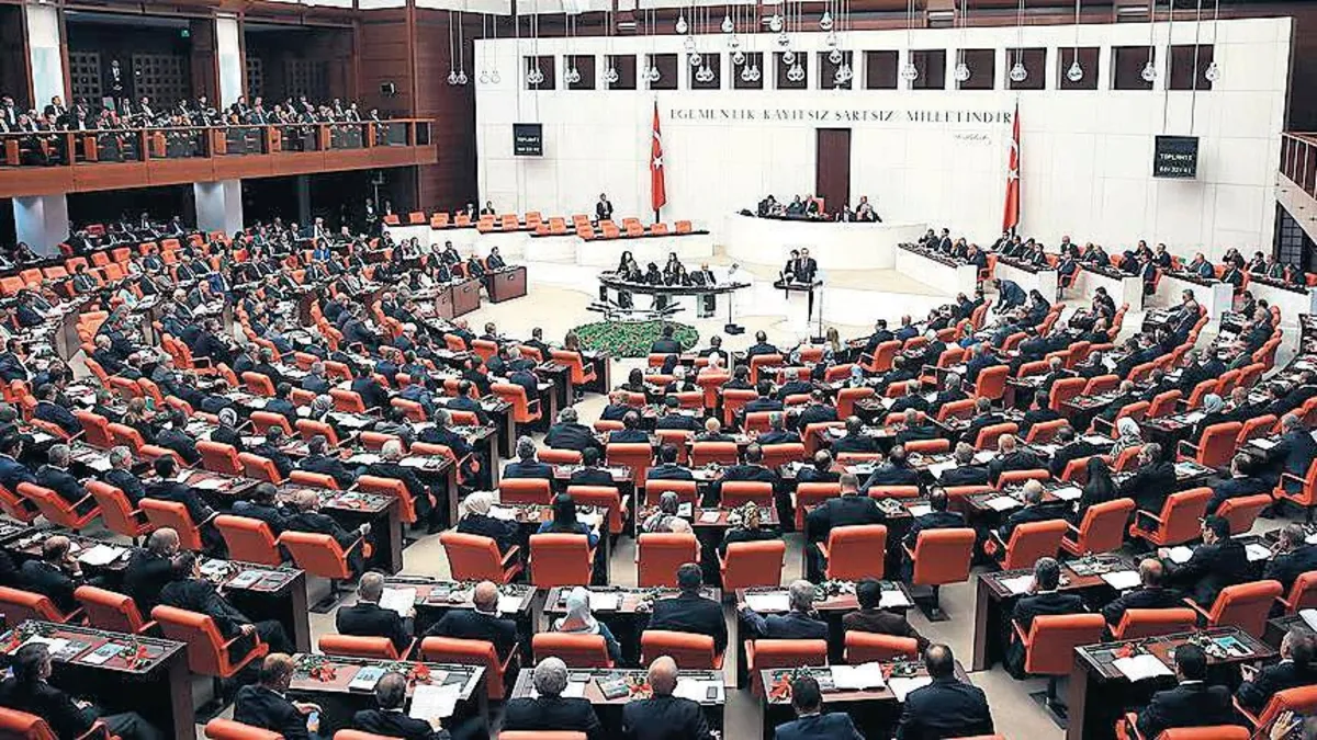 13. Yargı Paketi Yolda: Boşanma Kolaylığı ve Nafaka Sınırı