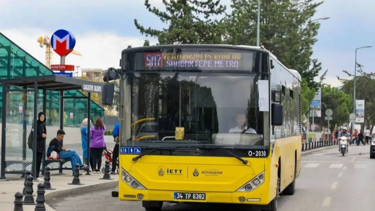 14 Eylül 2026'da Toplu Taşıma Ücretsiz mi? Okulların İlk Günü Otobüs, Metro, Metrobüs Saat Kaça Kadar Bedava