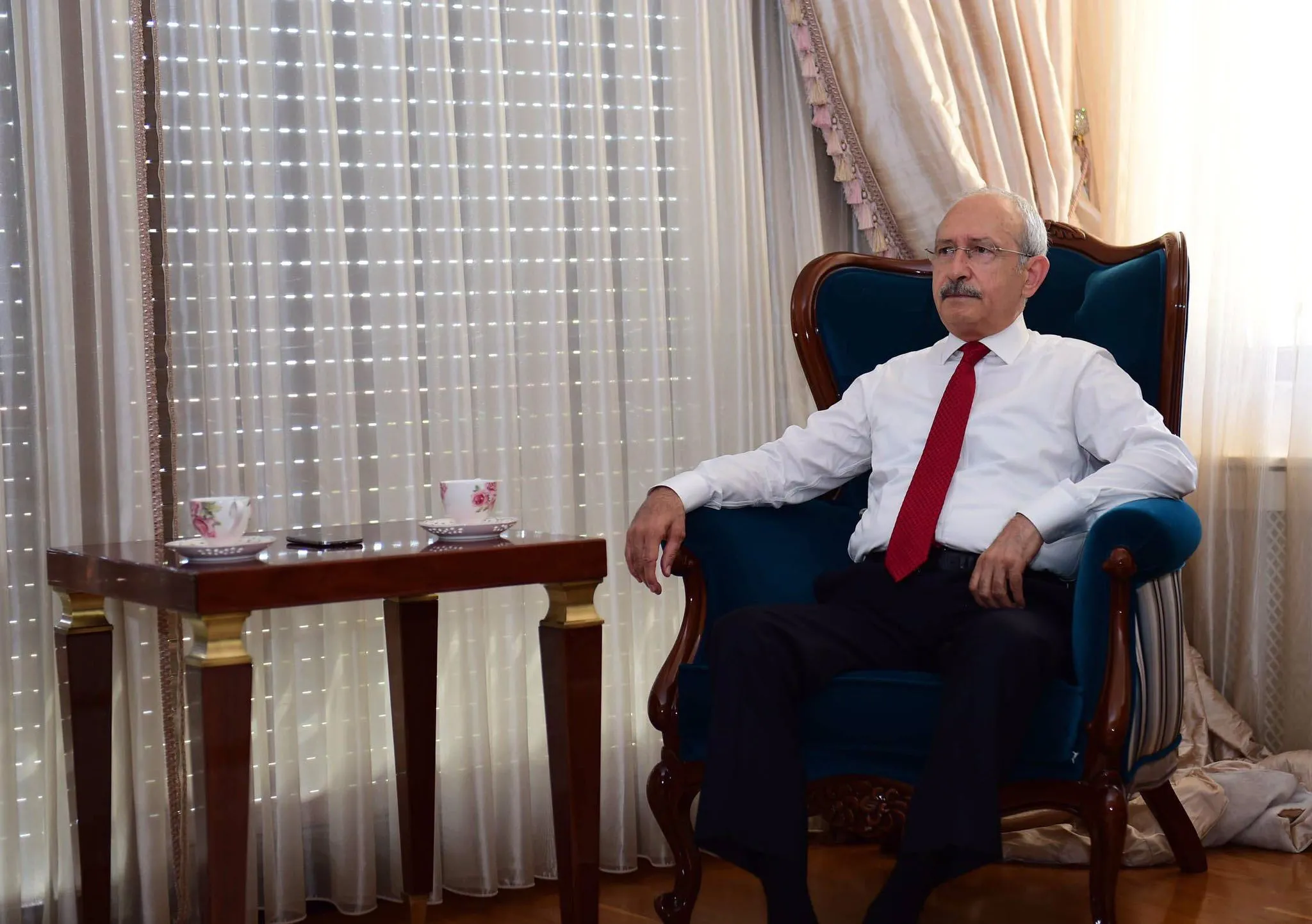 15 Temmuz darbe girişiminde liderlerin tutumu: Erdoğan ve Bahçeli omuz omuza, Kılıçdaroğlu kenarda