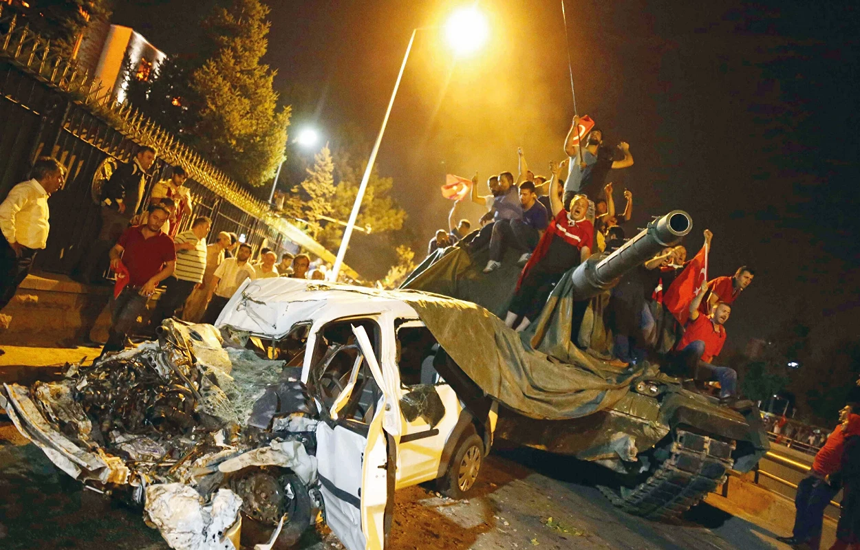 15 Temmuz: Millet İradesinin Namlulara Galip Geldiği Tarih