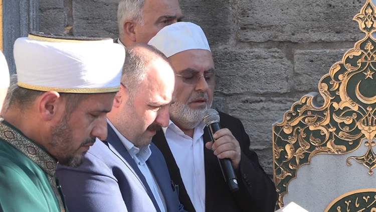 15 Temmuz şehidi Prof. Dr. İlhan Varank kabri başında anıldı