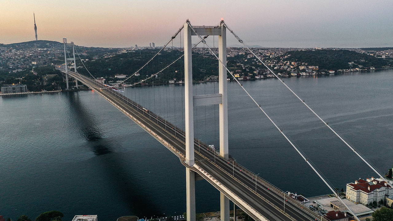 15 Temmuz Şehitler Köprüsü yeniden trafiğe açıldı