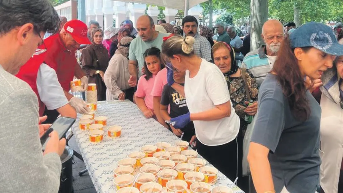 15 Temmuz Şehitleri İçin Aşure Kaynatıldı: Birlik ve Beraberlik Vurgusu
