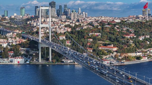 15 Temmuz şehitleri için köprüde bisiklet turu