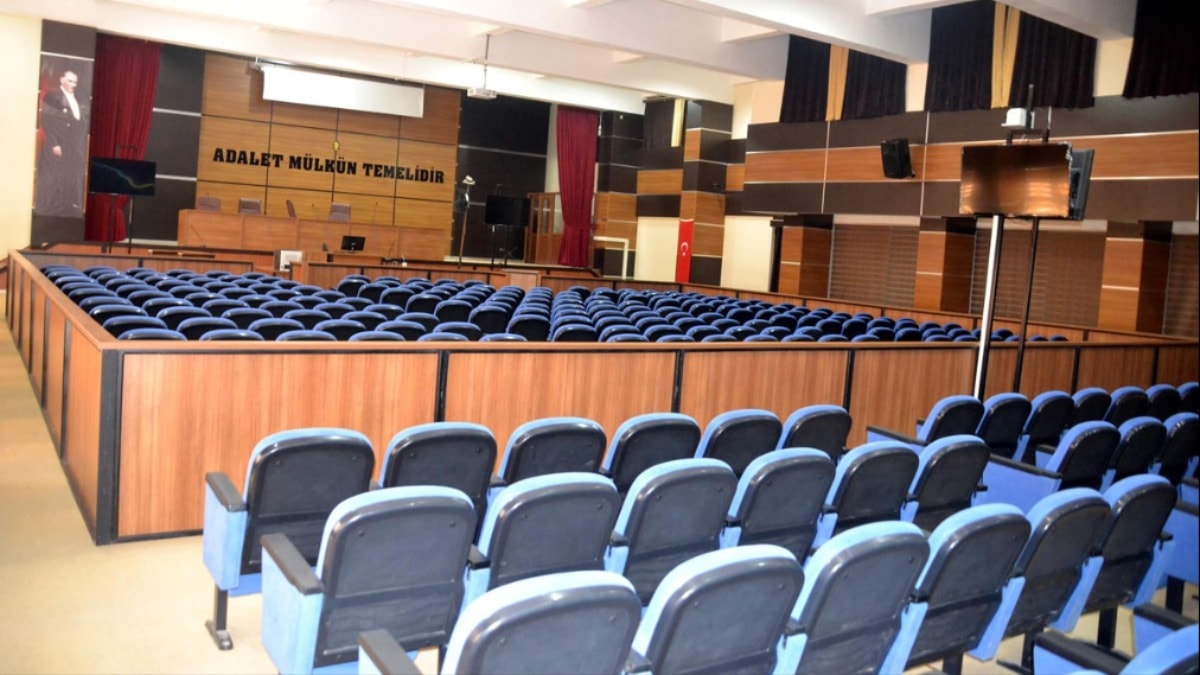 150 ifadem var, çıkmak için her şeyi söyledim