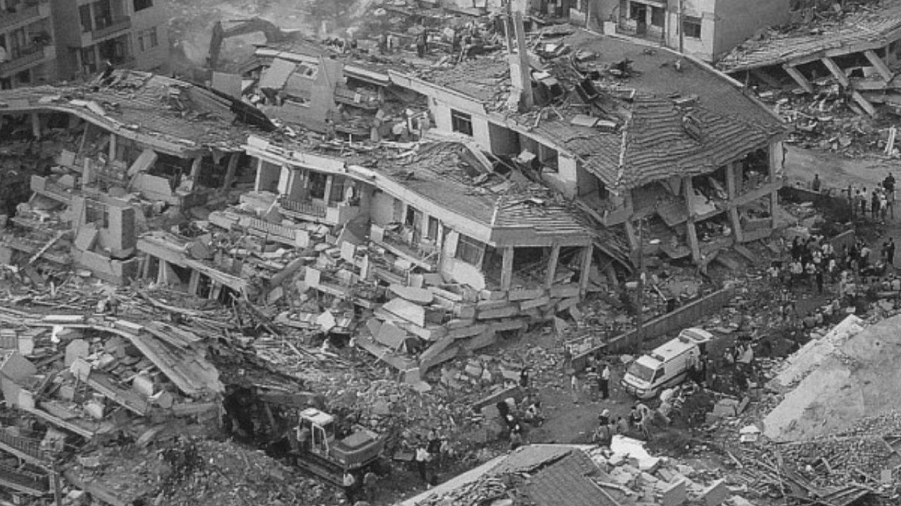 17 Ağustos 1999 Marmara Depremi: 27 Yıl Sonra Unutulmayan Acılar