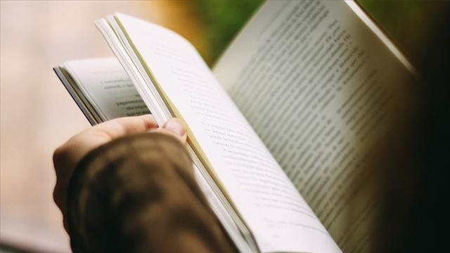 1700 Yıllık Odysseia Parçası Kütüphane Kitabı Arasında Bulundu