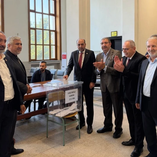 2 No'lu Baro'da Rıza Saka Başkan Seçildi