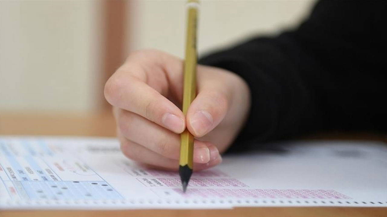 2026 MEB LGS sınav giriş belgeleri için heyecanlı bekleyiş