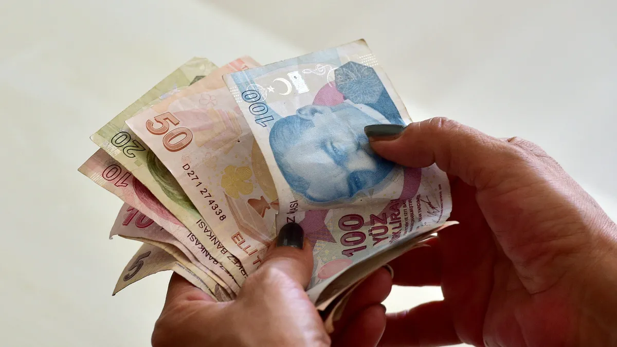 2027 Asgari Ücret Zammı: 3 Senaryo ve Piyasa Beklentileri