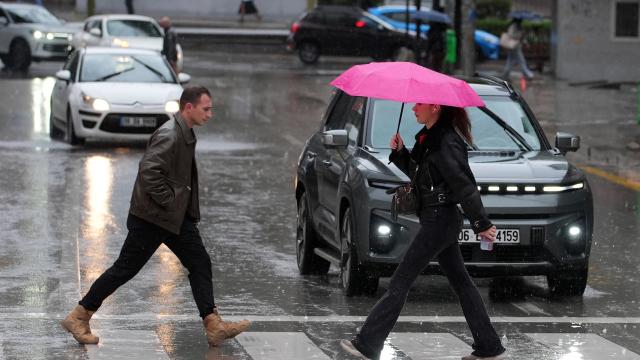 22 İl İçin Sarı Alarm: Kuvvetli Sağanak Geliyor