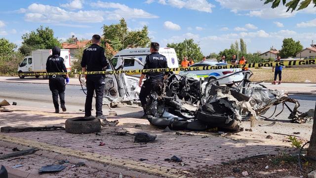 229 km hızla öğretmenin ölümüne neden olan sürücüye 25 yıl hapis
