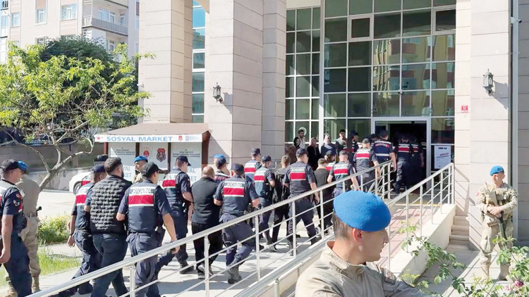 24 şehirde suç örgütlerine büyük darbe