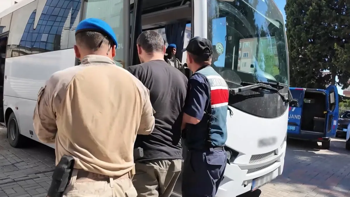 26 ilde DEAŞ operasyonu: 70 gözaltı