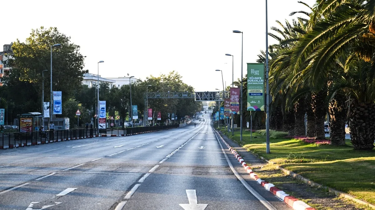 30 Ağustos Provası: Vatan Caddesi Trafiğe Kapatıldı