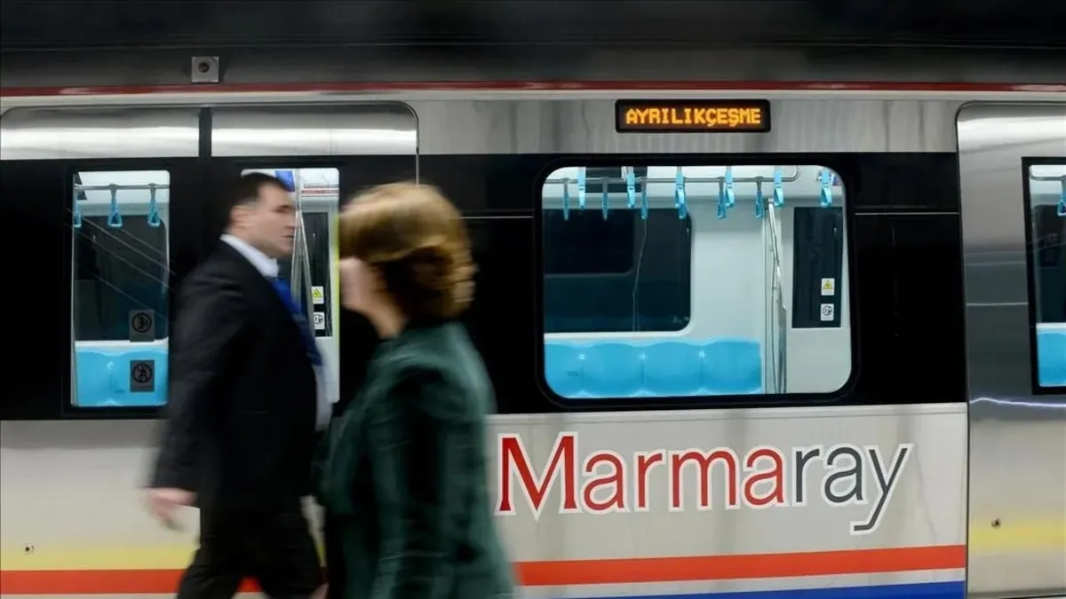30 Ağustos'ta toplu taşıma ücretsiz: Marmaray, İZBAN ve metro hatları