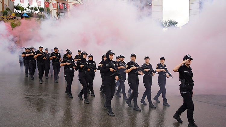 30 Ağustos Zafer Bayramı: 104 Yıllık Gurur Yurt Genelinde Coşkuyla Kutlandı