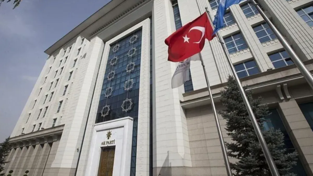 4 Belediye AK Parti'ye Geçiyor: MKYK Toplantısı Sonrası Rozet Töreni