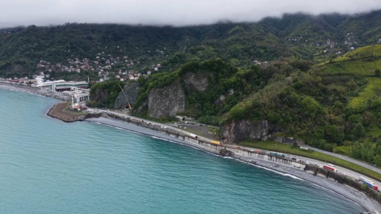 4 İlde Denize Giriş Yasağı: Karadeniz'de Alarm