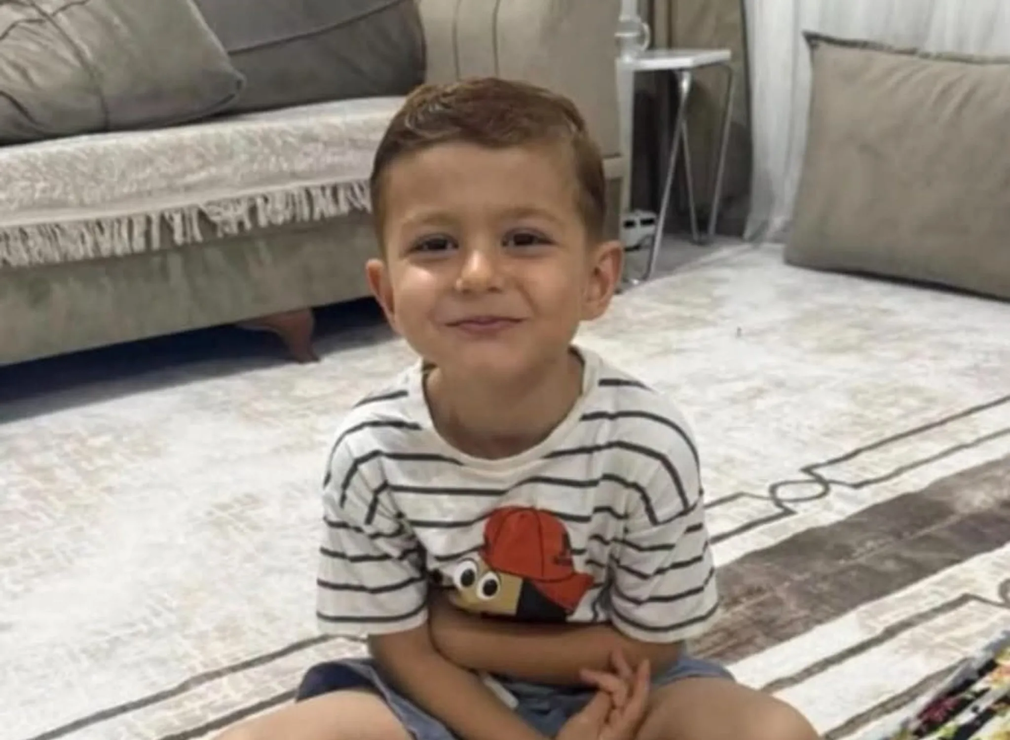 4 Yaşındaki Miraç Klima Akımına Kapılıp Hayatını Kaybetti, Komşu Gözaltında