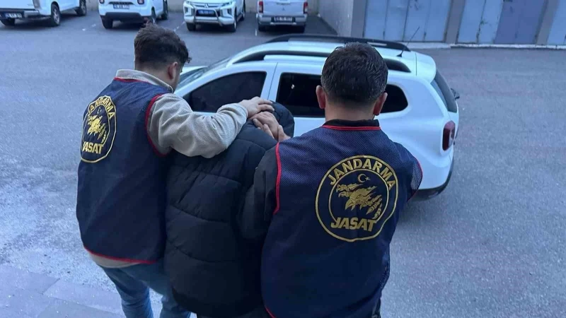 42 yıl hapis cezalı firari Kars'ta JASAT operasyonuyla yakalandı