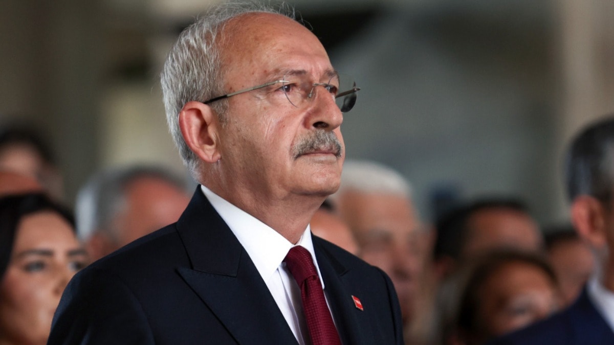 62 Sendikacıdan Mutlak Butlana Tepki: Özgür Özel'e Tam Destek