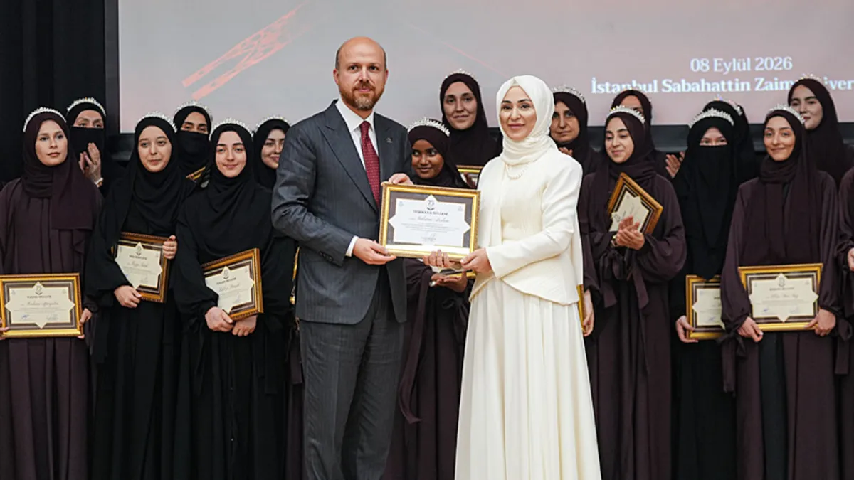 75 Günde 40 Öğrenci Hafız Oldu: Bilal Erdoğan'dan Övgü