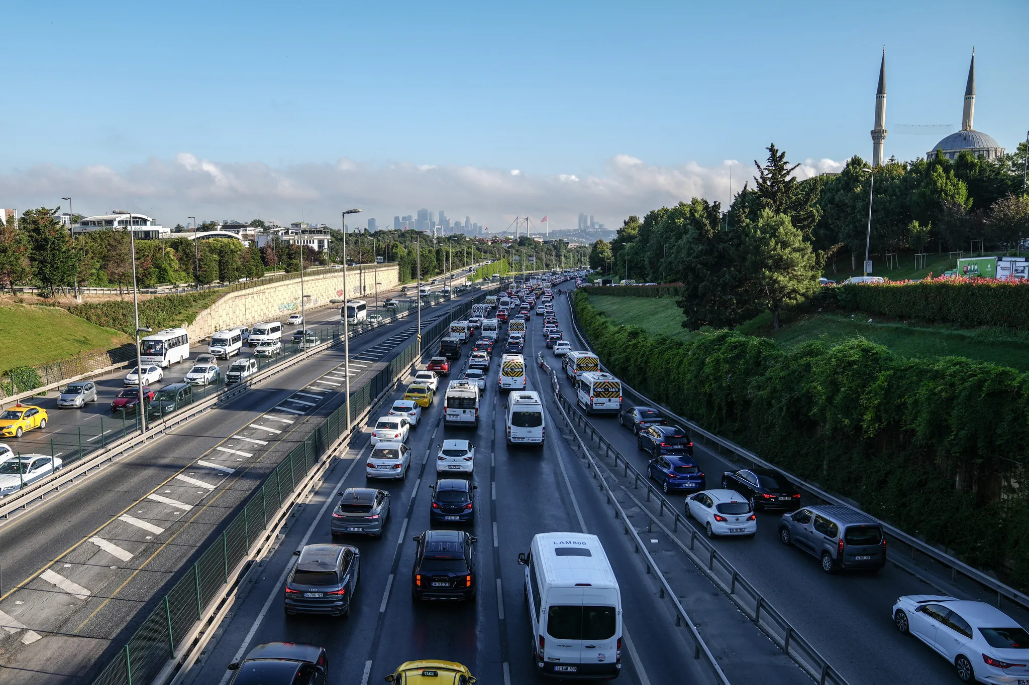 Türkiye'de 8 milyon aracın yüzde 20'si ağır kusurlu çıktı