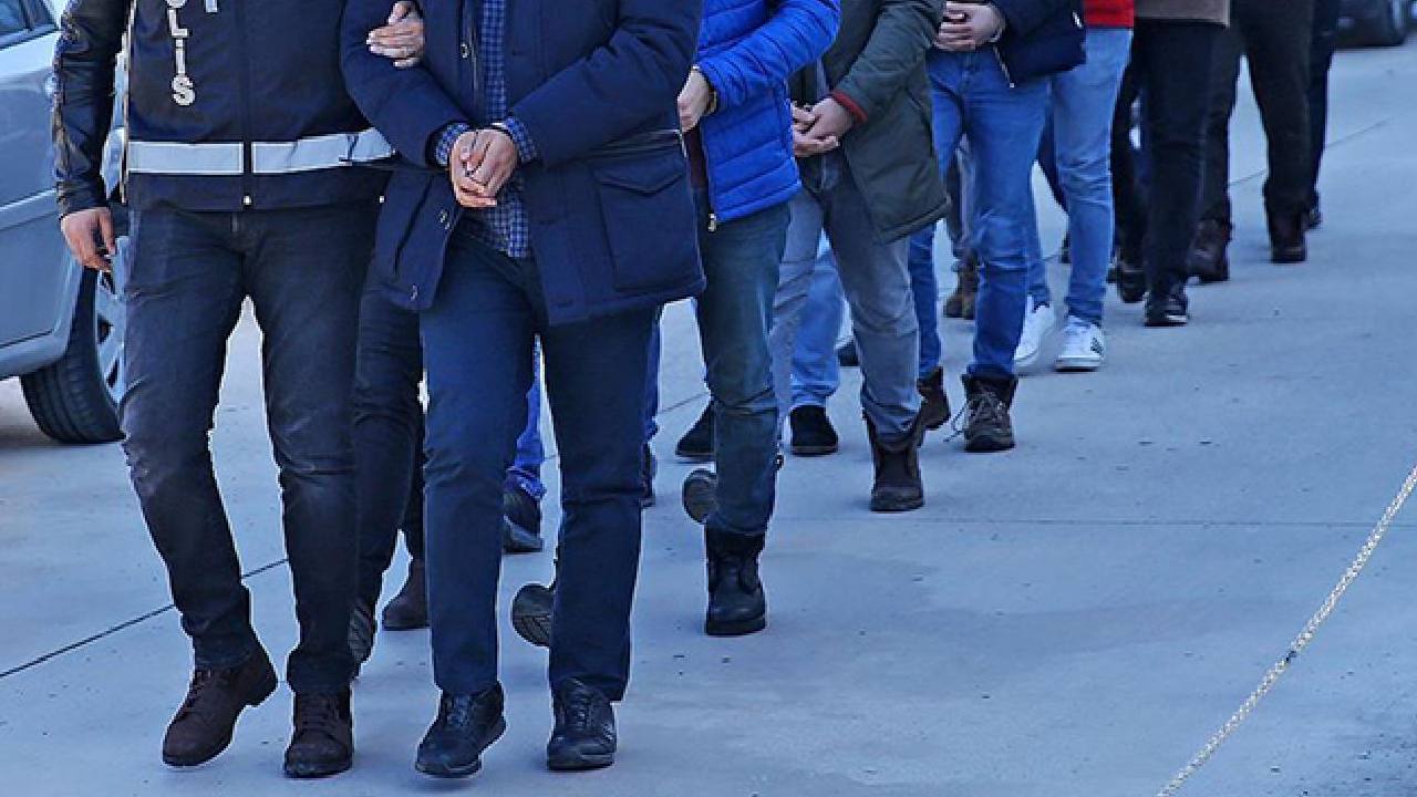 9 ilde FETÖ'nün askeri mahrem yapılanmasına operasyon: 5 tutuklama