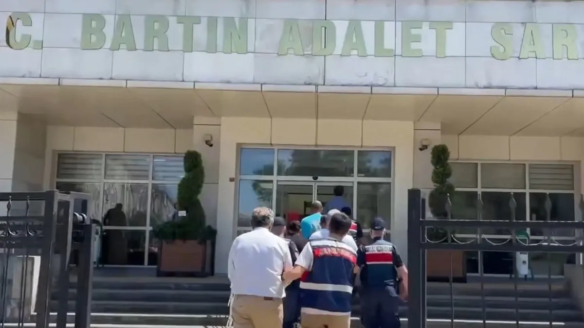 9 ilde nitelikli dolandırıcılık ve yasa dışı bahis operasyonu: 73 şüpheli yakalandı, 36'sı tutuklandı
