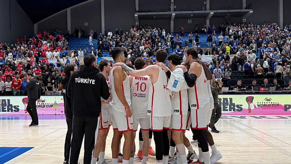 A Milli Basketbol Takımı FIBA Sıralamasında 9. Sıraya Yükseldi