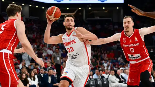 A Milli Basketbol Takımı İsviçre'yi 95-72 Yendi, 6'da 6 Yaptı