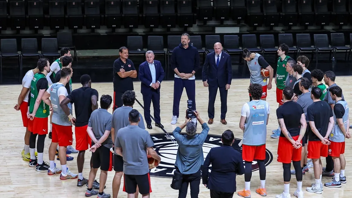 A Milli Erkek Basketbol Takımı Bosna Hersek Maçına Hazırlanıyor