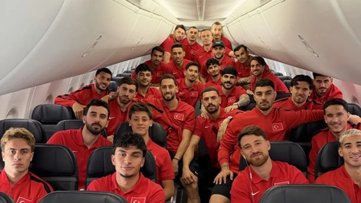 A Milli Futbol Takımı'nın Kanada yolculuğu başladı