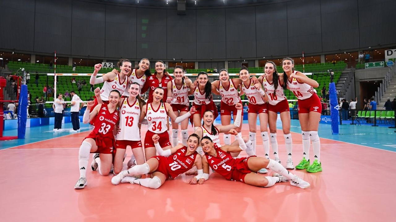A Milli Kadın Voleybol Takımı'nın VNL Brezilya Etabı Kadrosu Açıklandı