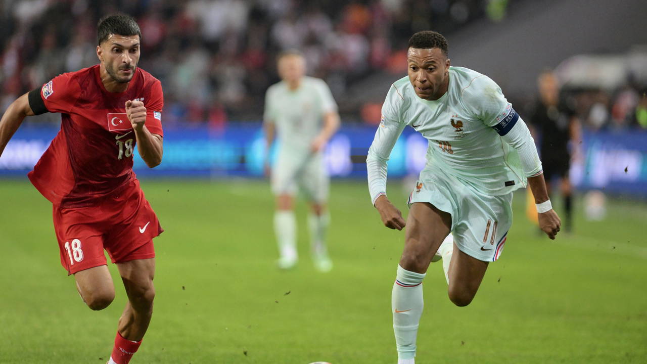 A Milli Takım Fransa'ya 1-0 Yenildi: Mbappe'ye Engel Olamadık