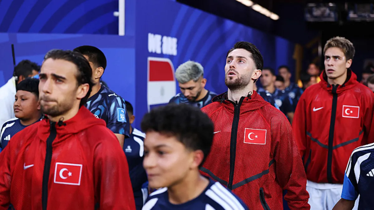 A Milli Takım'da 3 Değişiklik: Montella'nın Hamleleri
