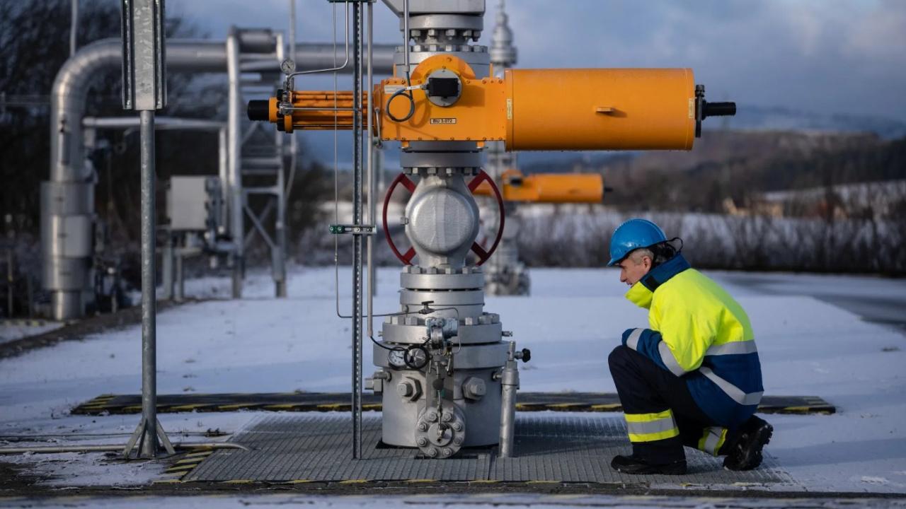 AB Doğalgaz Depoları Kışa Düşük Stokla Giriyor