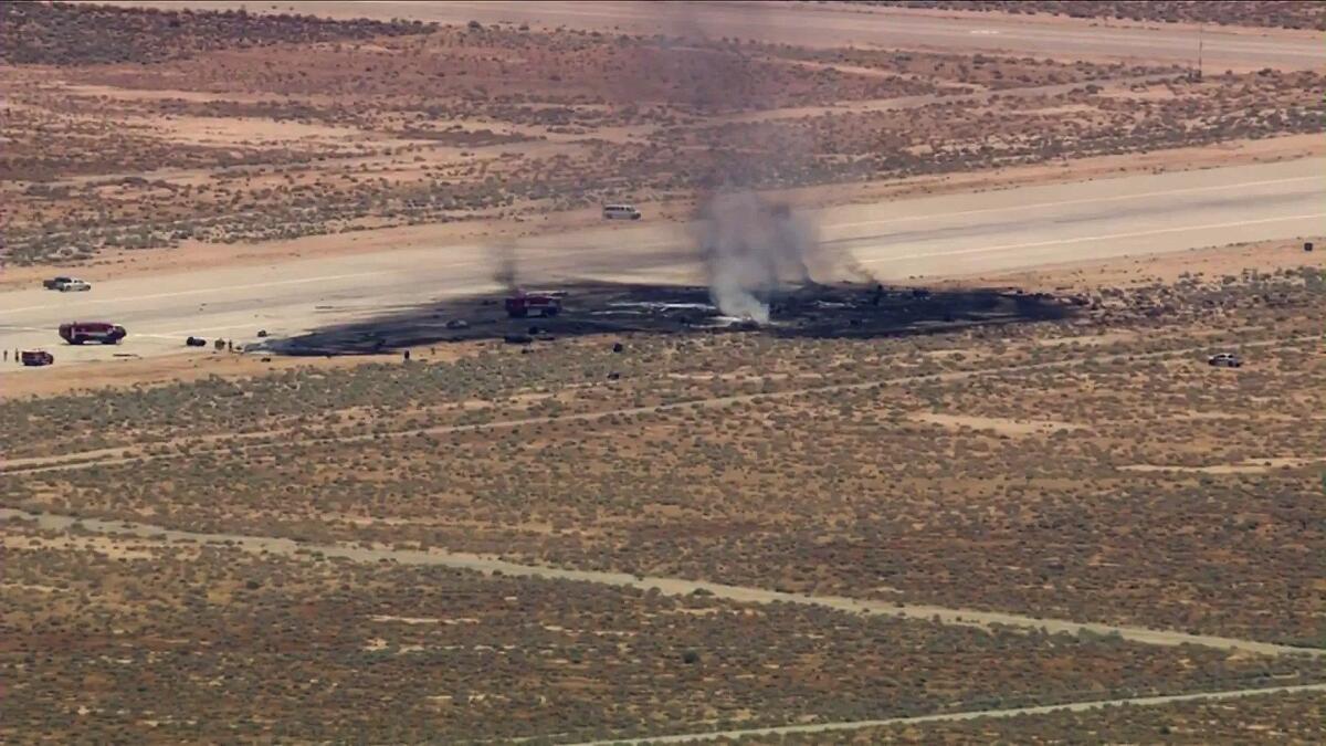 ABD'de B-52 bombardıman uçağı düştü: 8 kişi hayatını kaybetti