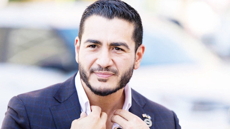ABD'de Göçmen Demokrat Abdul El-Sayed'in Zaferi Trump'ın Hedefi Oldu