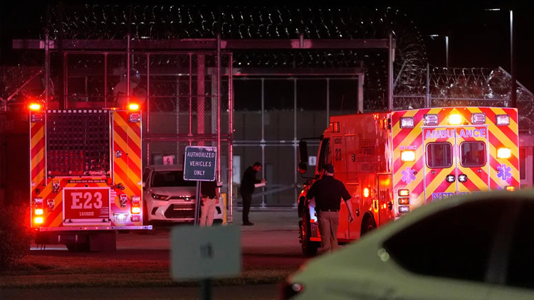 ABD'de İdam Mahkumu Christa Pike'ın Zehirli İğne Sonrası Hayatta Kalması Üzerine Tennessee'de İdamlar Askıya Alındı
