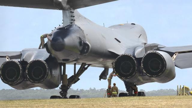 ABD, İran'da B1 Bombardıman Uçaklarını Yeniden Kullanıma Aldı
