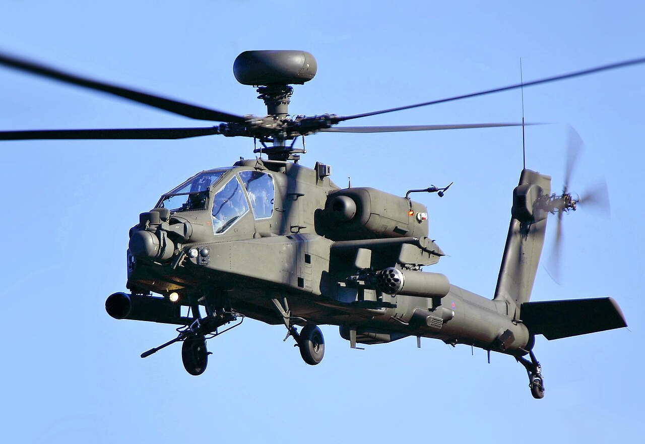ABD ordusu İran'a saldırı başlattı: Apache helikopteri düşürüldü