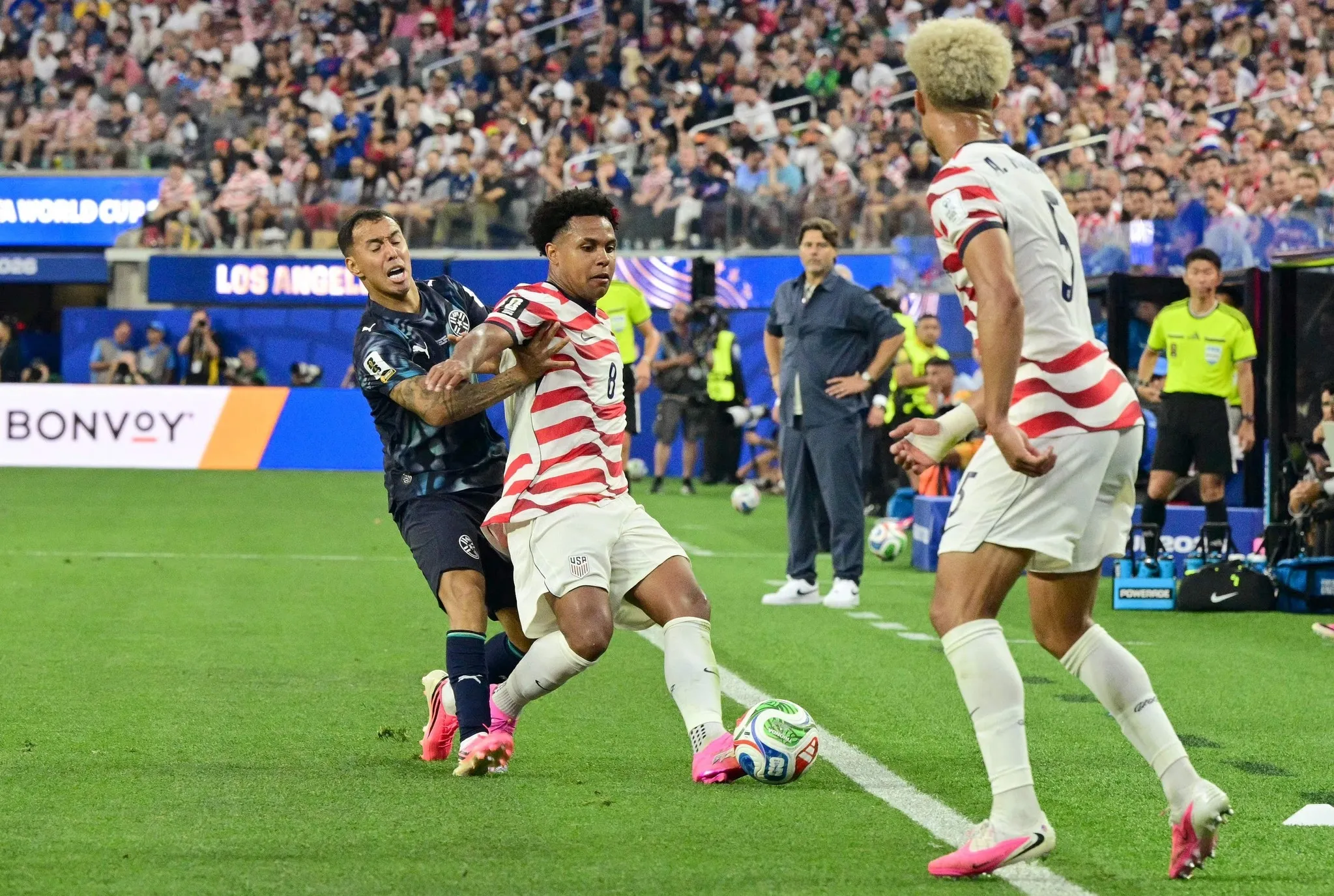 ABD, Paraguay'ı Sürklase Etti! Ev Sahibi Hata Yapmadı