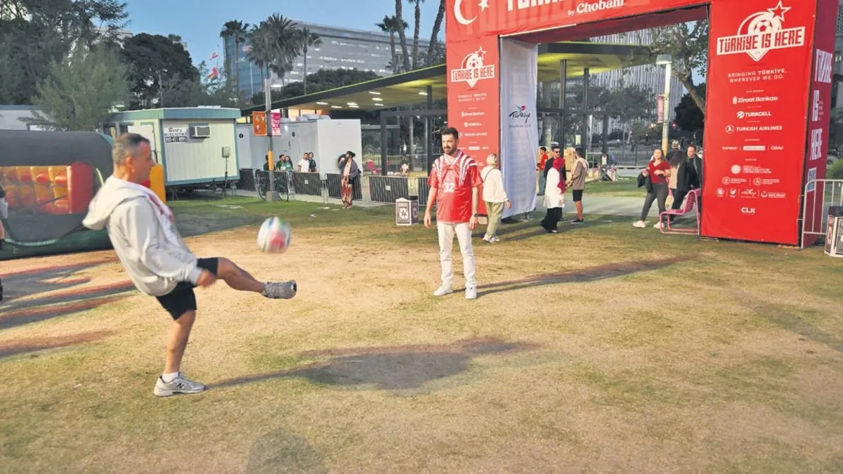 ABD'nin Kalbinde Türk Rüzgarı: Dünya Kupası'nda Dev Türk Alanı