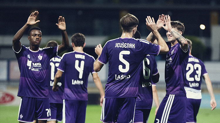 Acun Ilıcalı'nın Maribor'u Slovenya'da zirvede