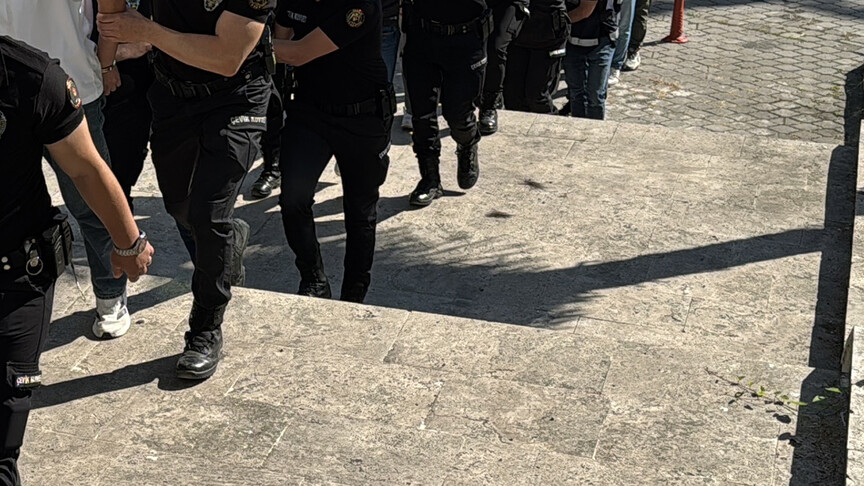 Adalet Bakanı Gürlek: Suç örgütlerine yönelik 48 operasyonda 841 şüpheli hakkında adli işlem yapıldı